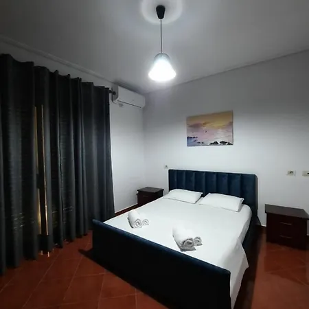 Apartment Vila Dejvi And Delisia Ksamil