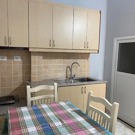 Apartment Vila Dejvi And Delisia Ksamil