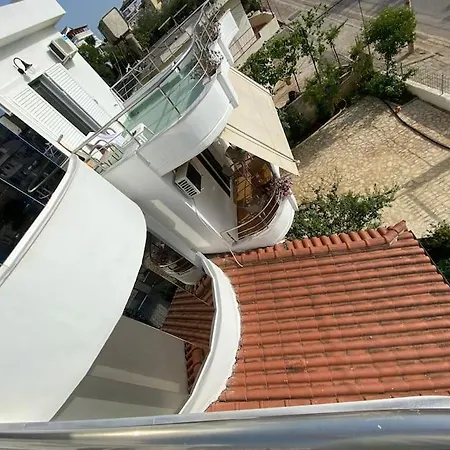 Apartment Vila Dejvi And Delisia Ksamil