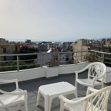 Apartment Vila Dejvi And Delisia