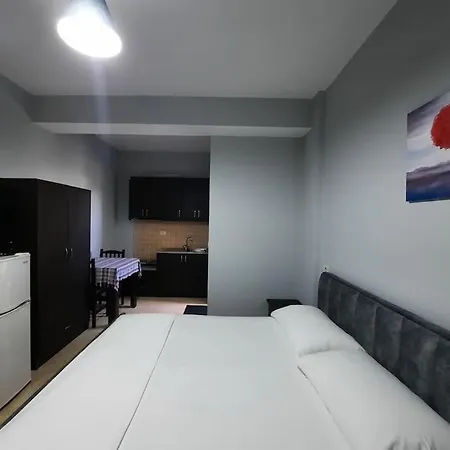 Apartment Vila Dejvi And Delisia Ksamil